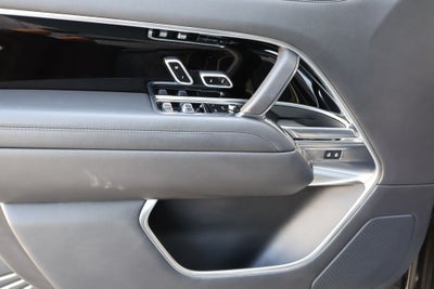 2023 Land Rover Range Rover SE LWB