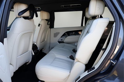2025 Land Rover Range Rover SE LWB