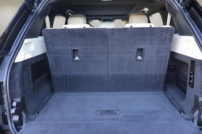 2025 Land Rover Range Rover SE LWB