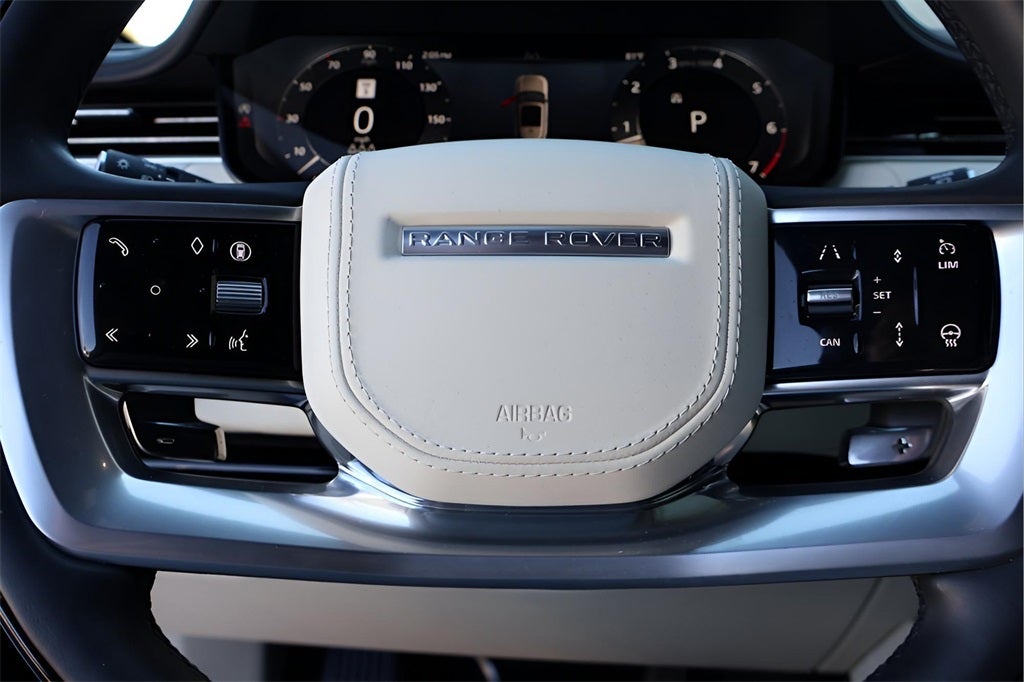 2025 Land Rover Range Rover SE LWB