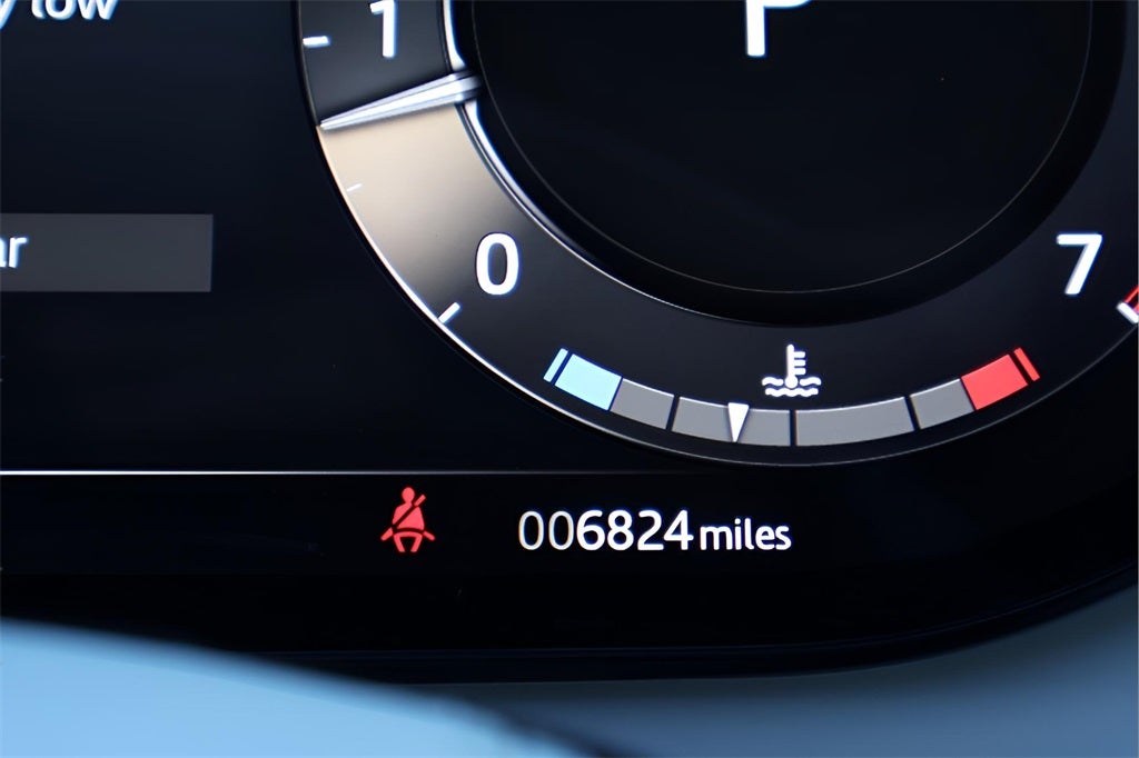 2025 Land Rover Range Rover SE LWB