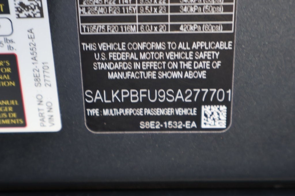 2025 Land Rover Range Rover SE LWB