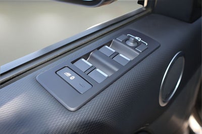 2025 Land Rover Discovery Dynamic SE