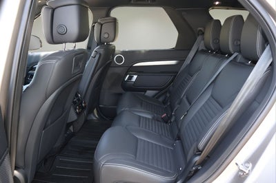 2025 Land Rover Discovery Dynamic SE