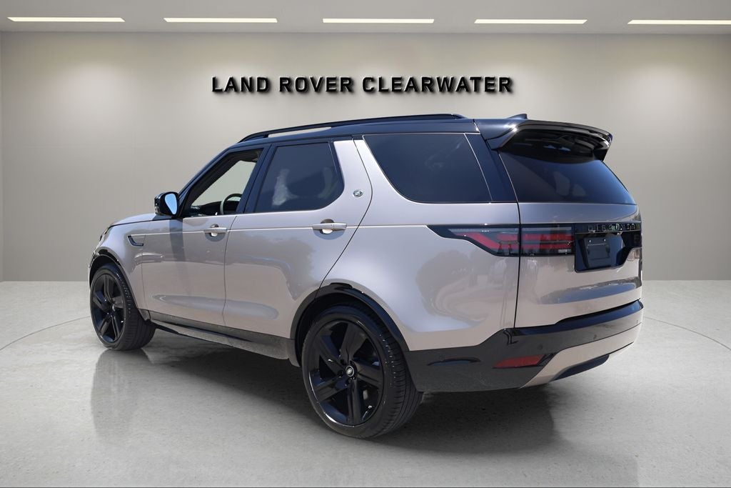 2025 Land Rover Discovery Dynamic SE