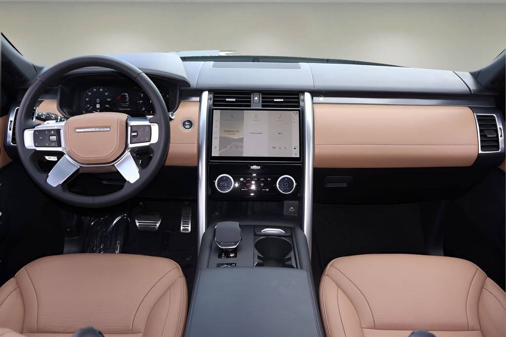 2024 Land Rover Discovery Metropolitan Edition