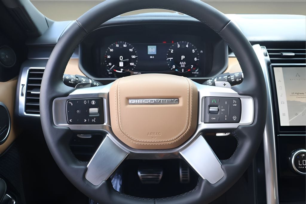 2024 Land Rover Discovery Metropolitan Edition