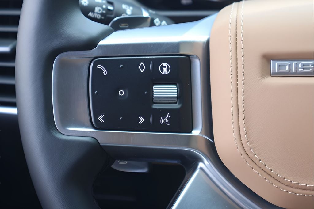2024 Land Rover Discovery Metropolitan Edition