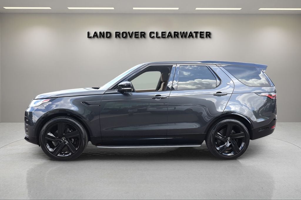 2024 Land Rover Discovery Metropolitan Edition
