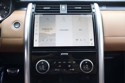 2024 Land Rover Discovery Metropolitan Edition