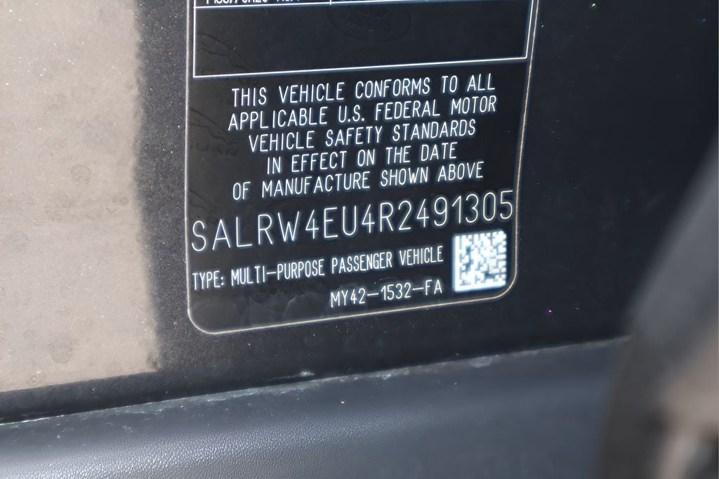 2024 Land Rover Discovery Metropolitan Edition