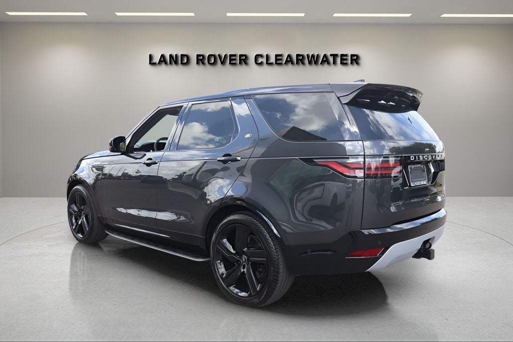 2024 Land Rover Discovery Metropolitan Edition