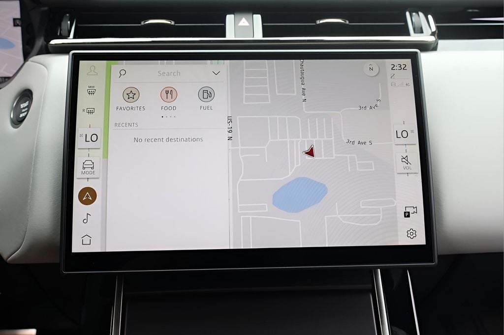 2026 Land Rover Range Rover Velar Dynamic SE