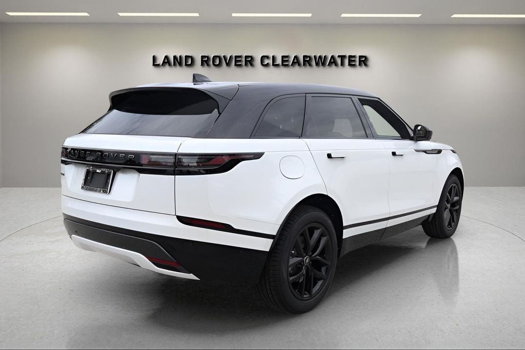 2026 Land Rover Range Rover Velar Dynamic SE
