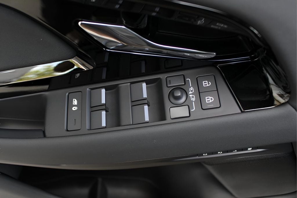 2026 Land Rover Range Rover Evoque S