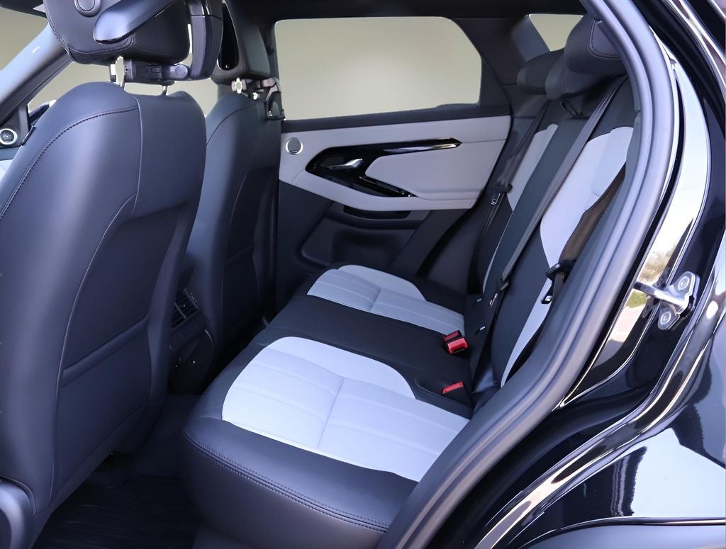 2026 Land Rover Range Rover Evoque Dynamic