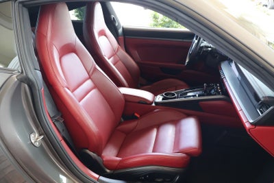 2023 Porsche 911 Carrera