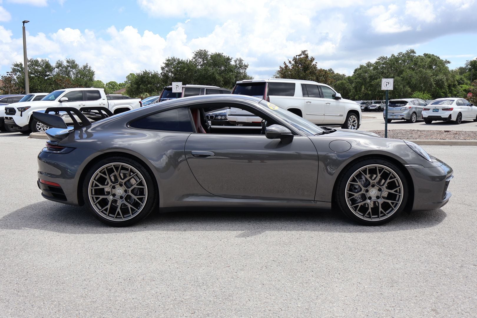 2023 Porsche 911 Carrera