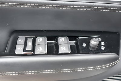 2023 Jeep Grand Wagoneer Base