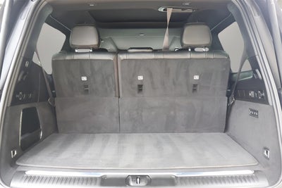 2023 Jeep Grand Wagoneer Base