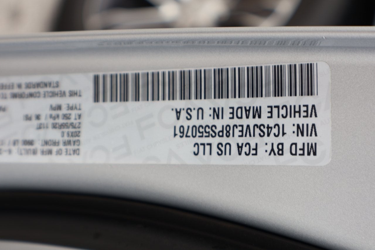 2023 Jeep Grand Wagoneer Base