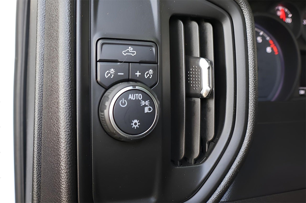 2019 Chevrolet Silverado 1500 WT