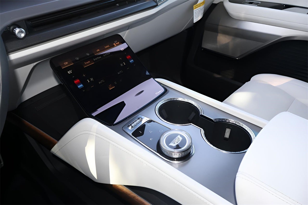 2026 Cadillac VISTIQ Sport