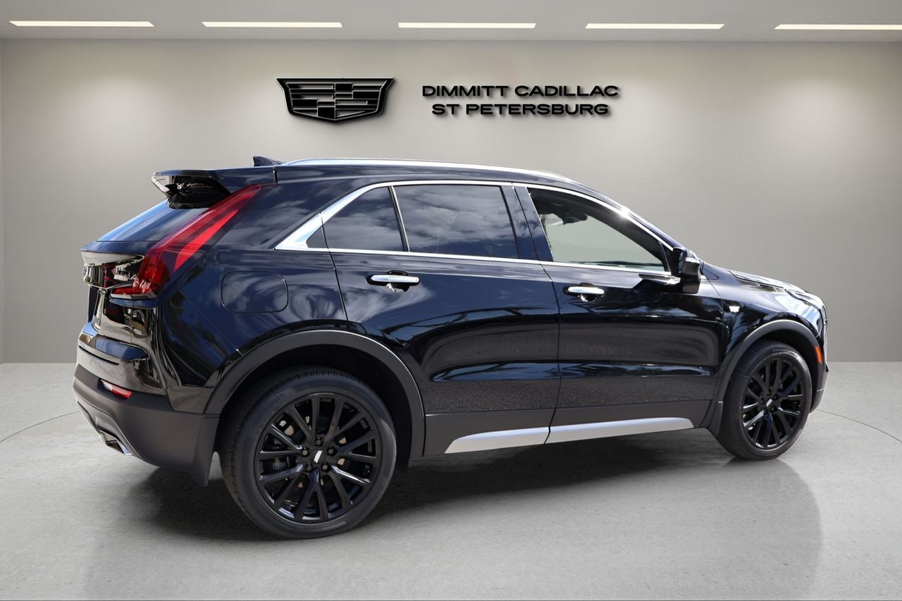 2023 Cadillac XT4 Premium Luxury
