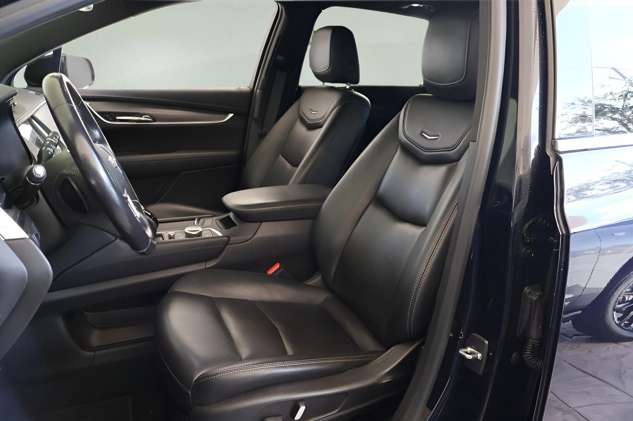 2021 Cadillac XT5 Luxury