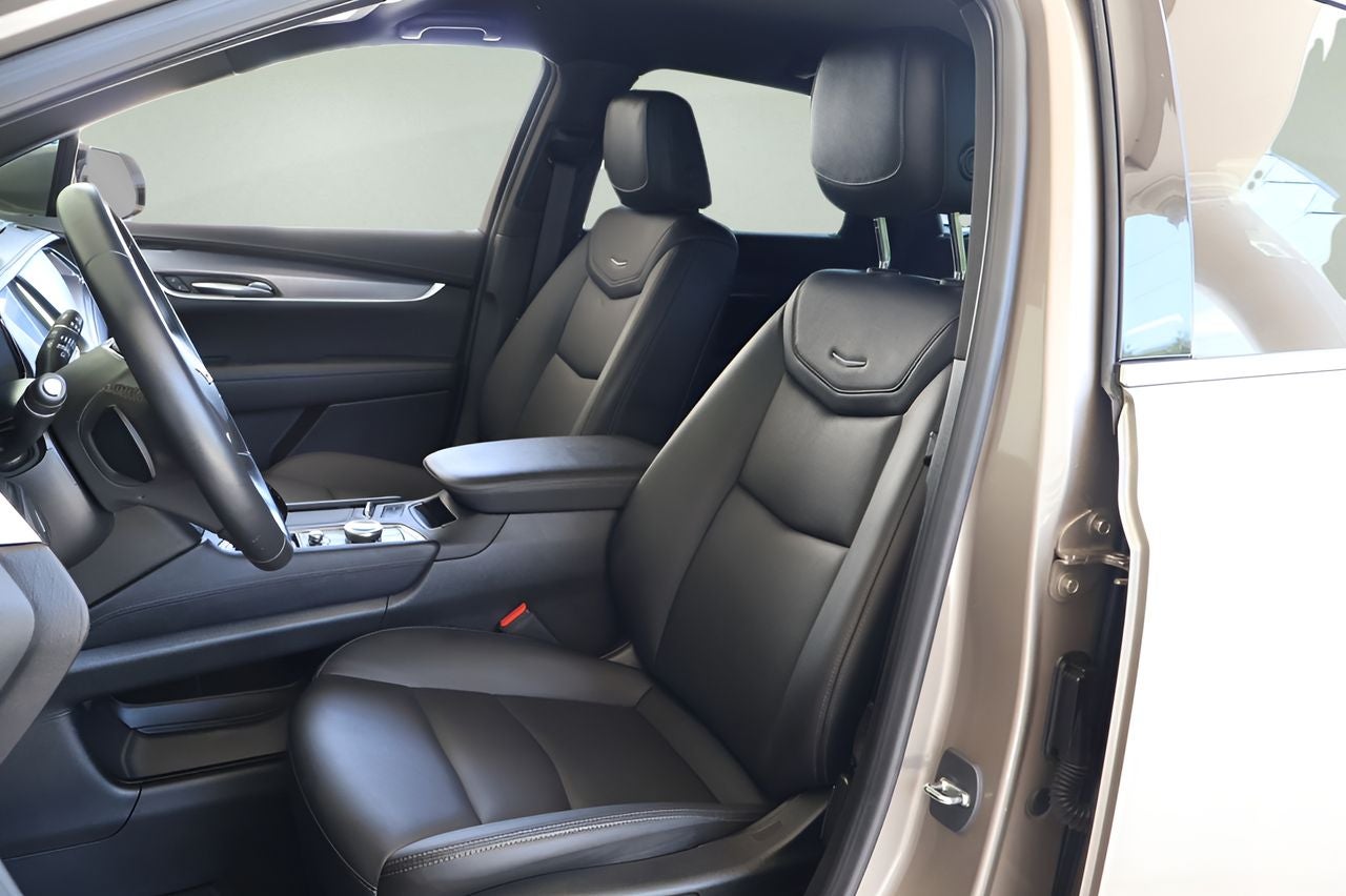 2023 Cadillac XT5 Luxury