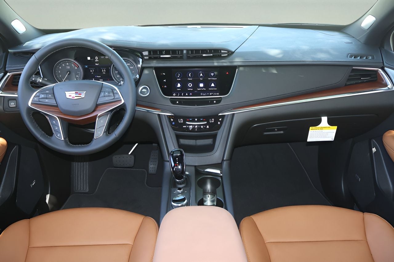 2026 Cadillac XT5 Premium Luxury