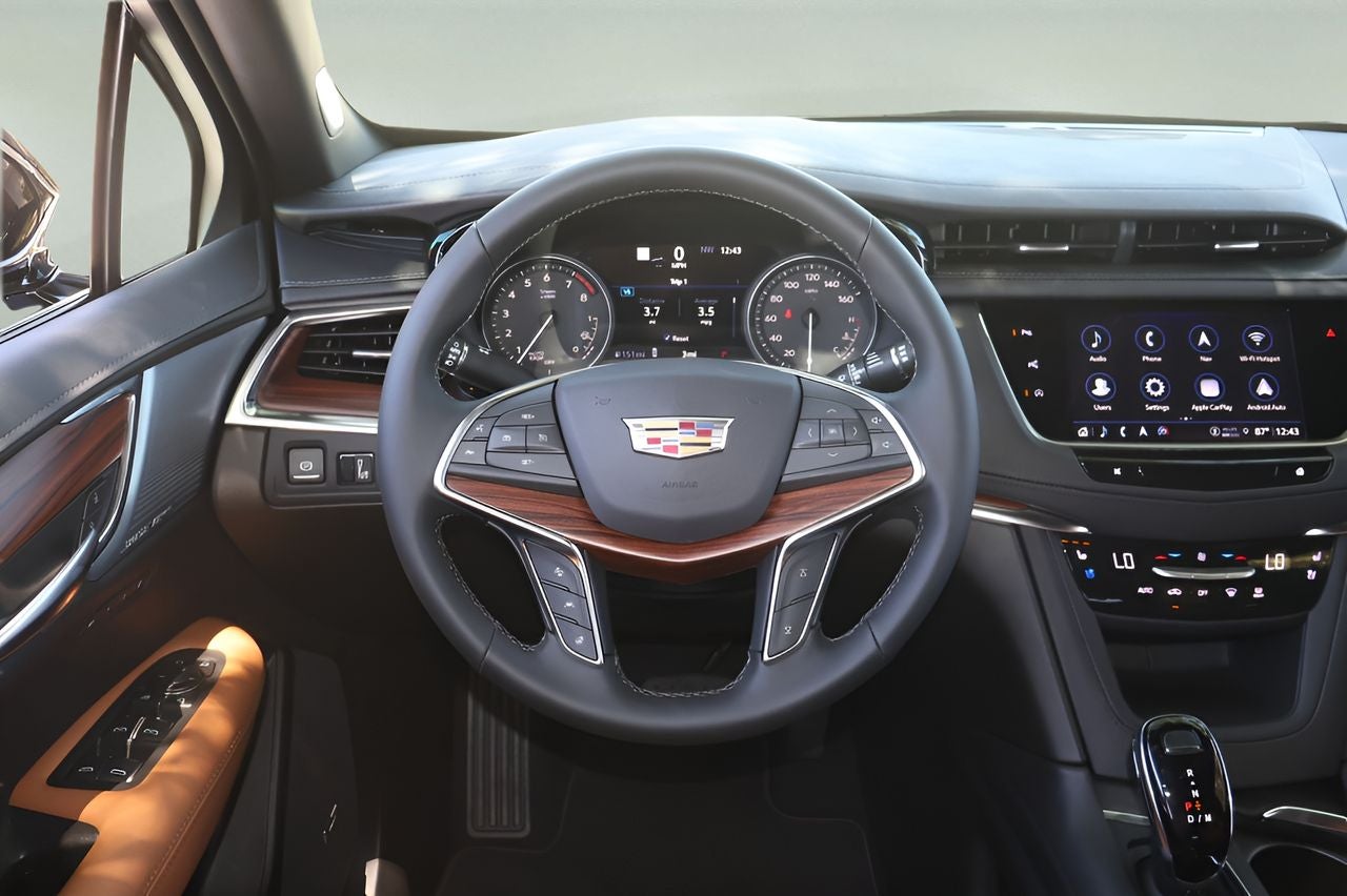 2026 Cadillac XT5 Premium Luxury