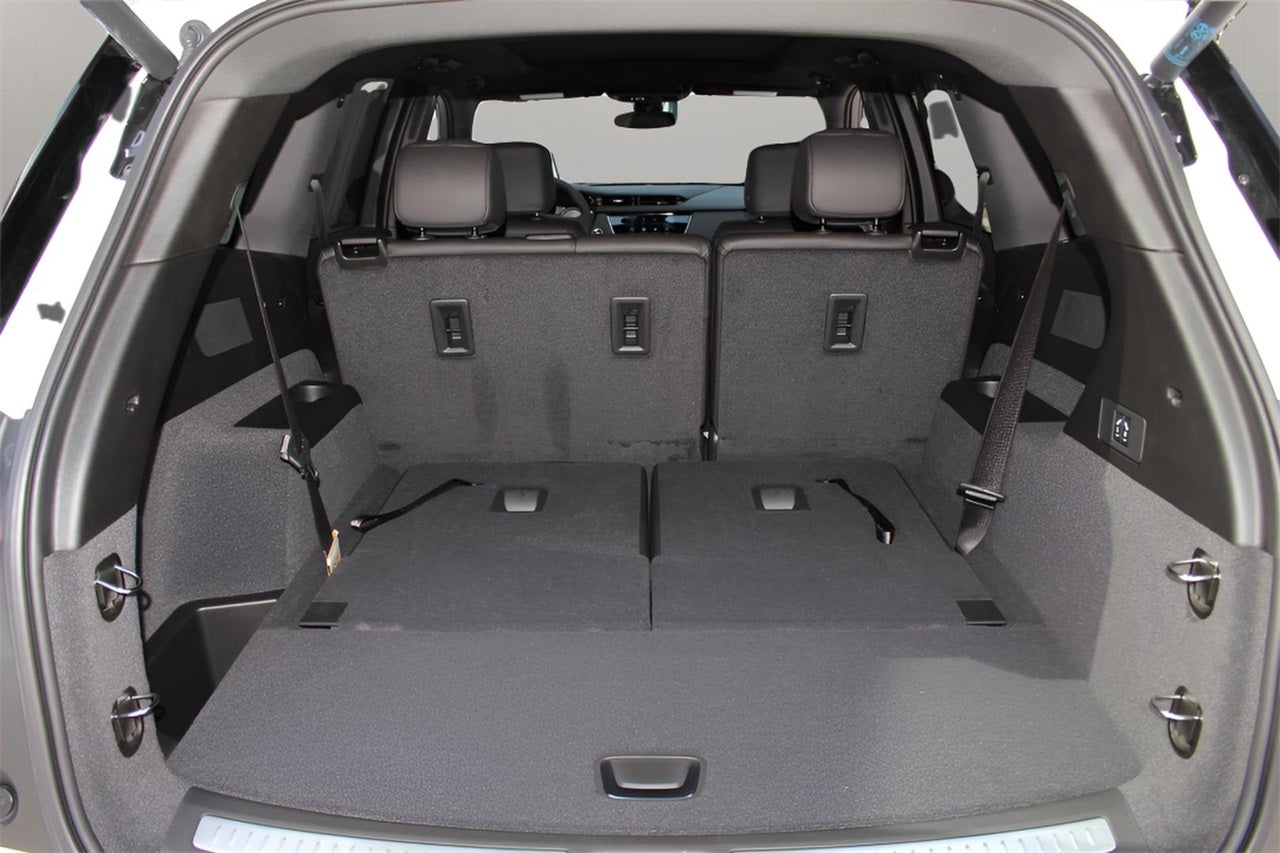 2025 Cadillac XT6 Luxury