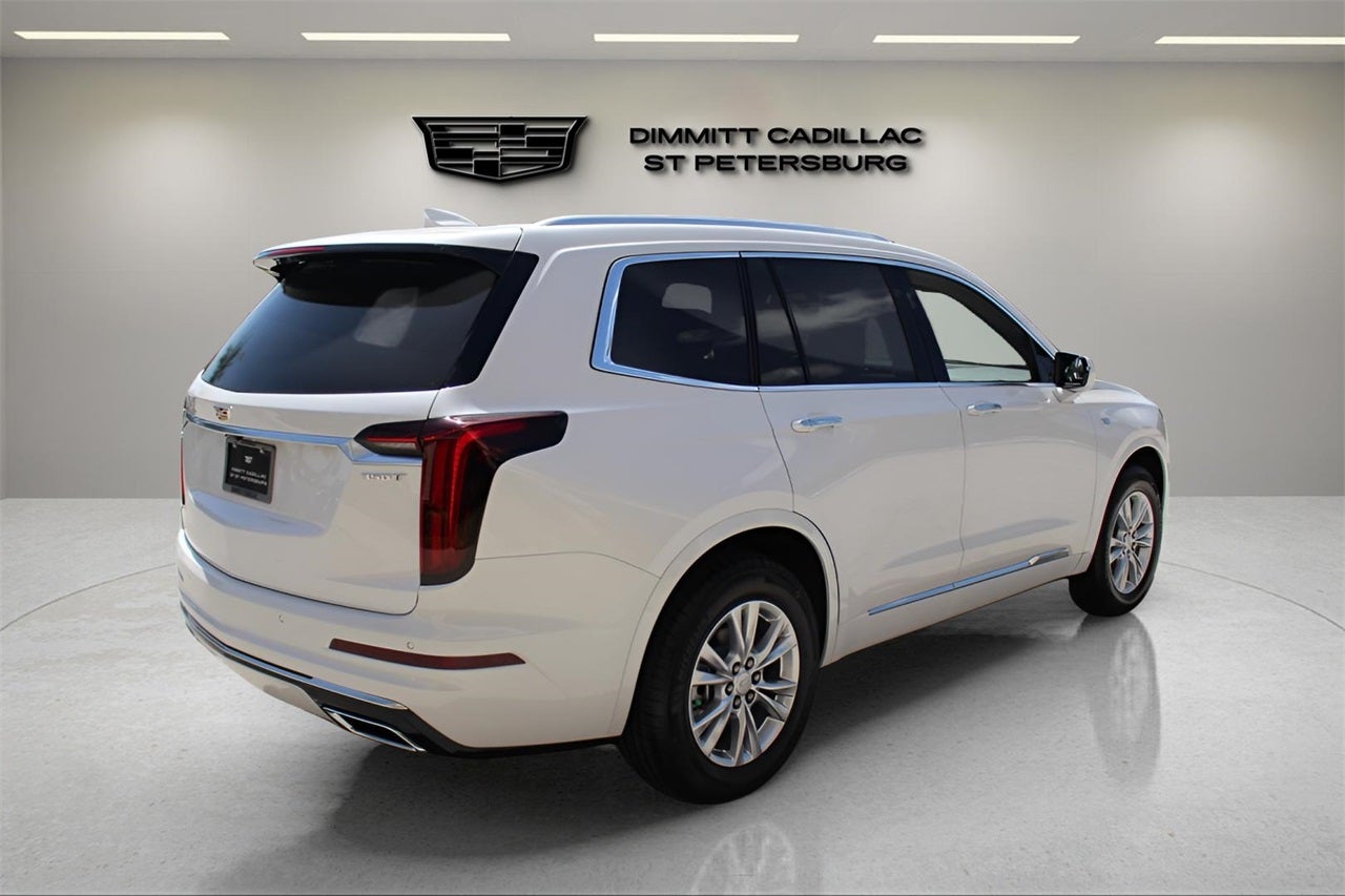 2025 Cadillac XT6 Luxury