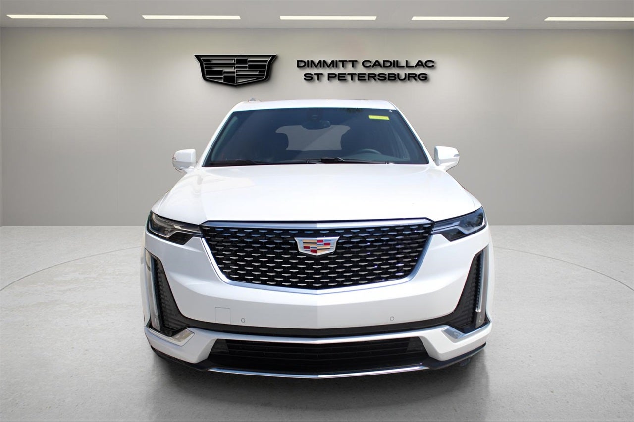 2025 Cadillac XT6 Luxury