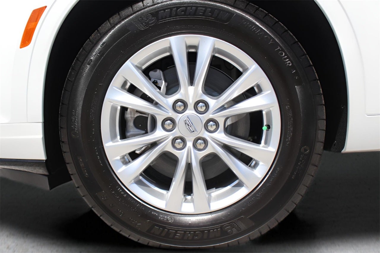 2025 Cadillac XT6 Luxury