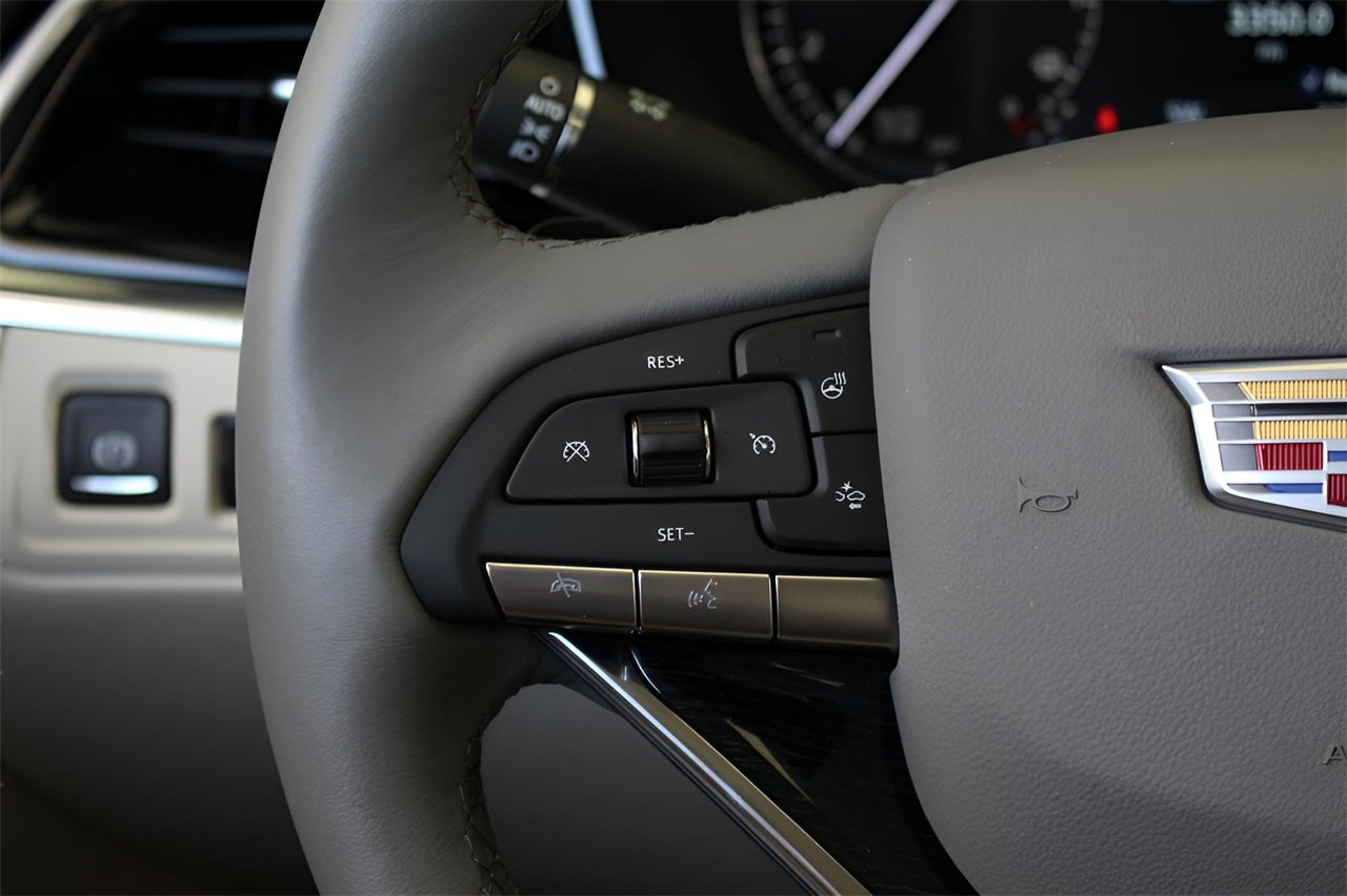 2025 Cadillac XT6 Premium Luxury