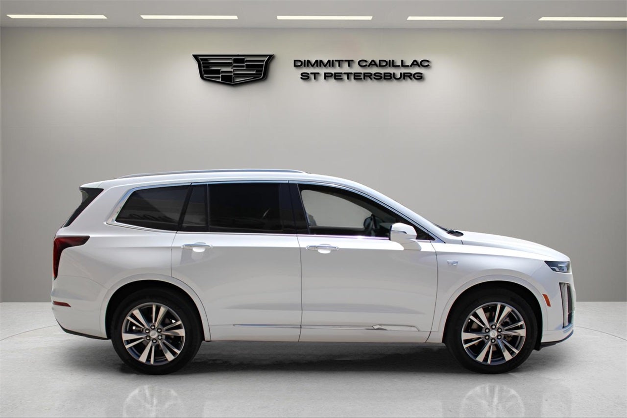 2025 Cadillac XT6 Premium Luxury