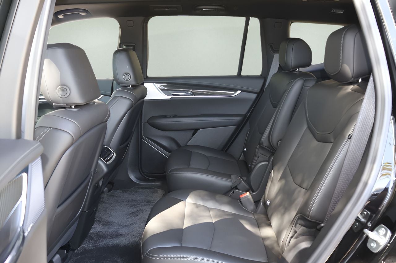 2025 Cadillac XT6 Sport