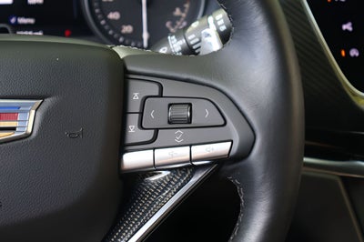 2025 Cadillac XT6 Sport