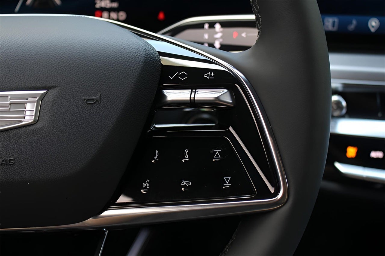 2025 Cadillac LYRIQ Luxury