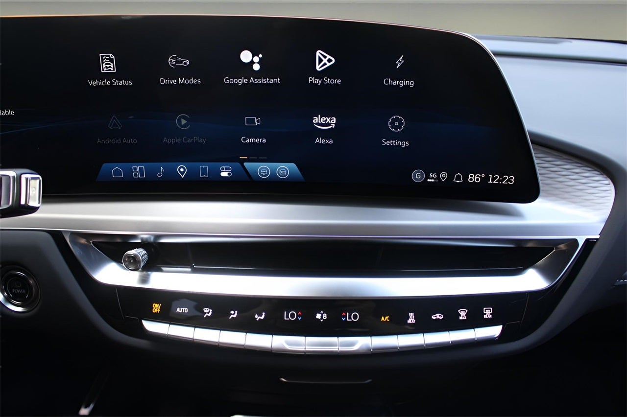 2025 Cadillac LYRIQ Luxury