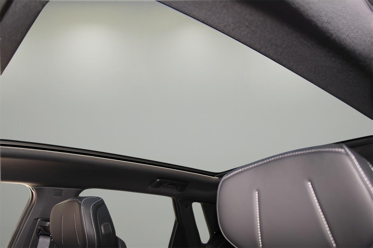 2025 Cadillac LYRIQ Luxury