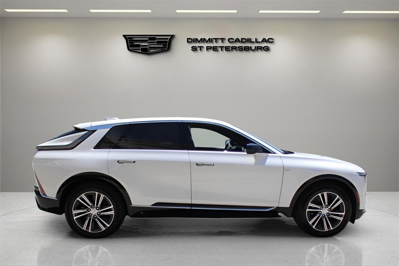 2025 Cadillac LYRIQ Luxury