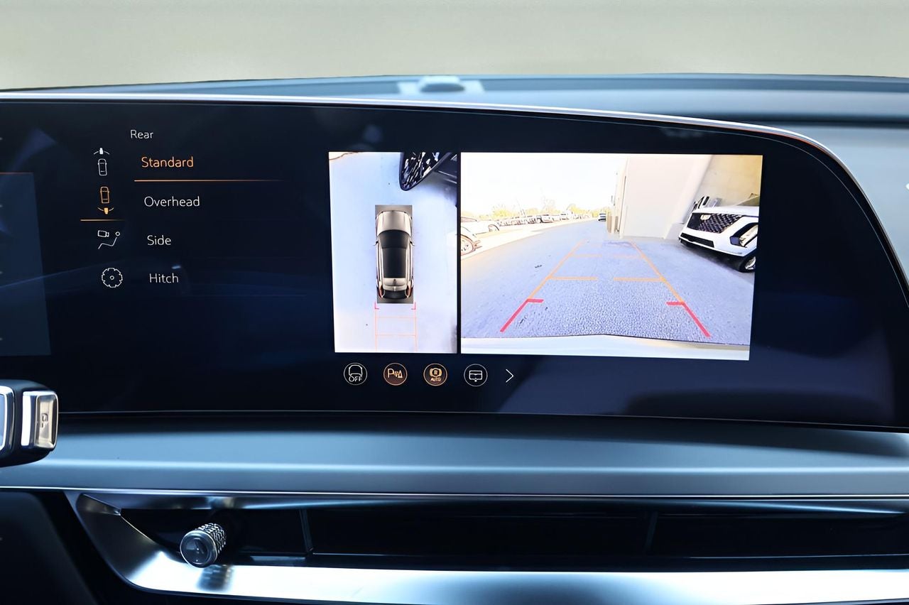 2026 Cadillac LYRIQ Premium Luxury
