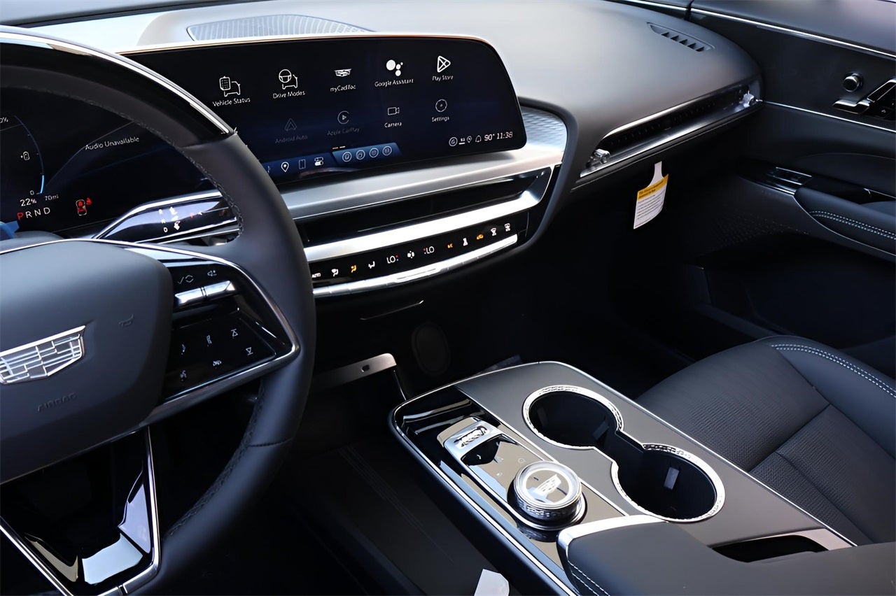 2026 Cadillac LYRIQ Sport