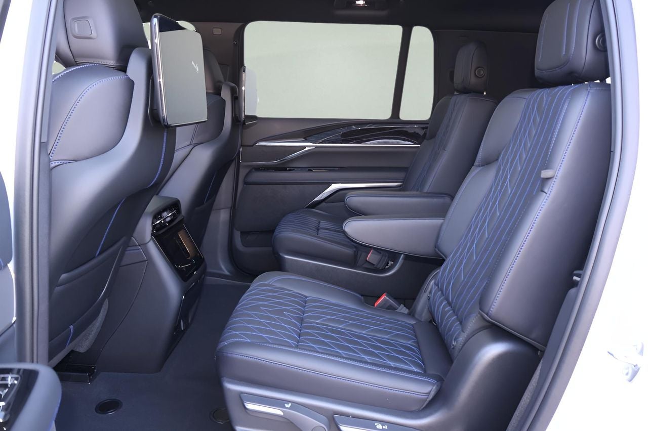 2026 Cadillac ESCALADE IQL Sport