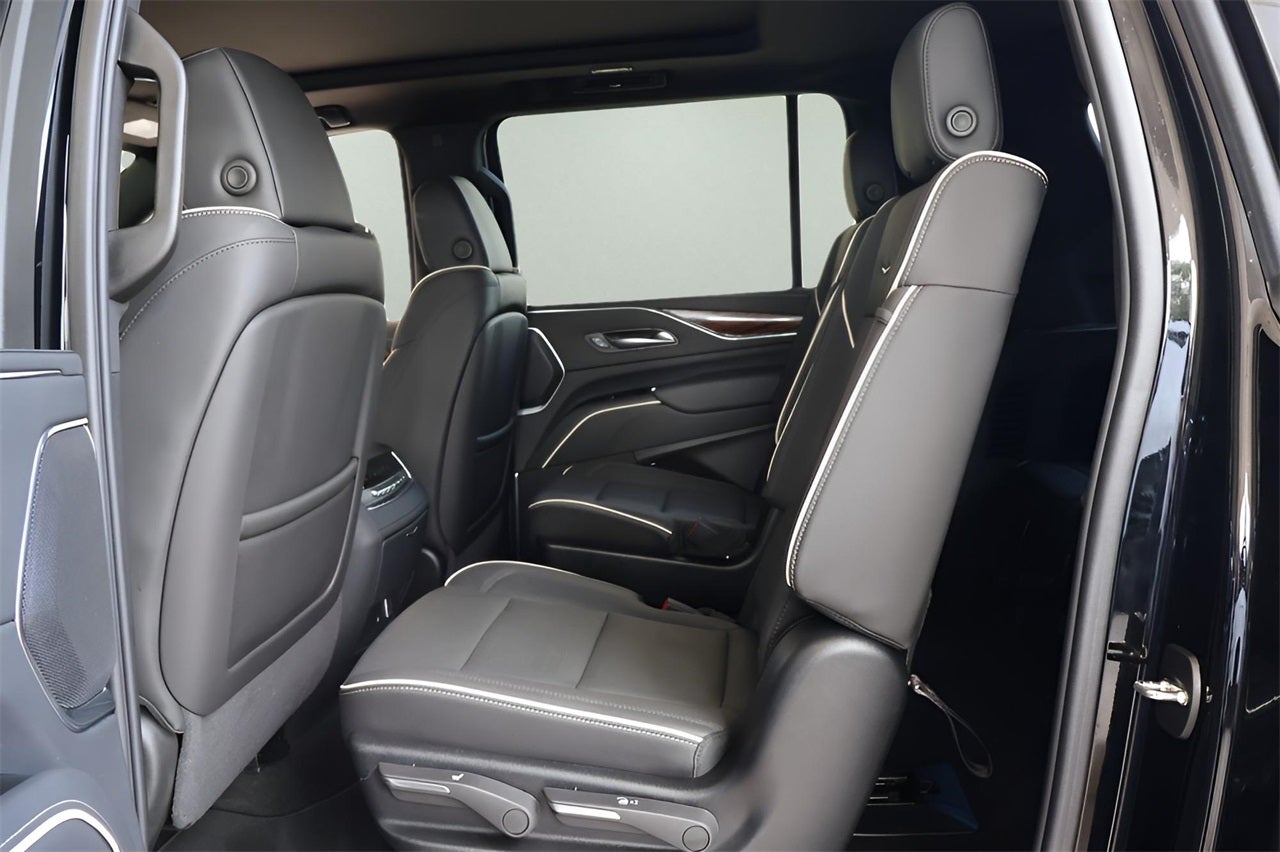 2024 Cadillac Escalade ESV Premium