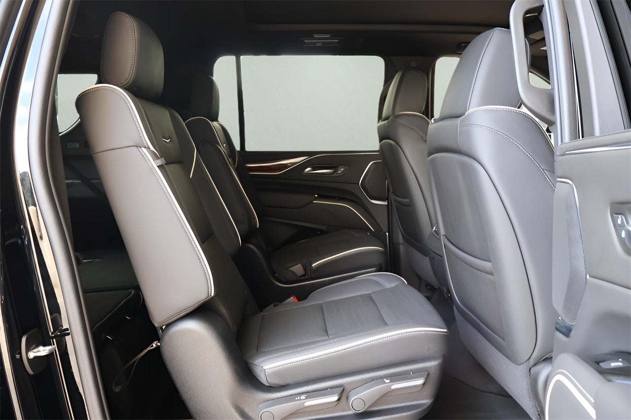 2024 Cadillac Escalade ESV Premium