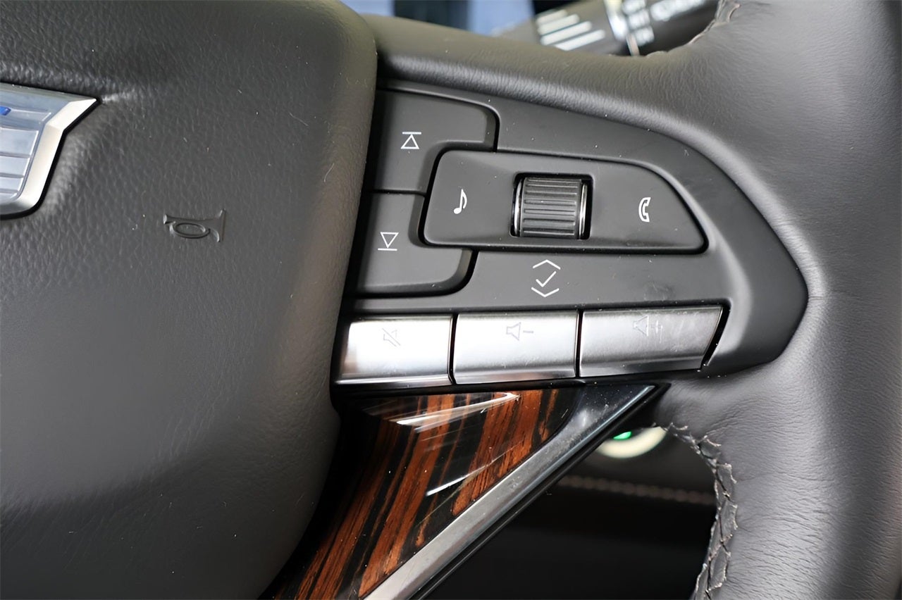 2024 Cadillac Escalade ESV Premium